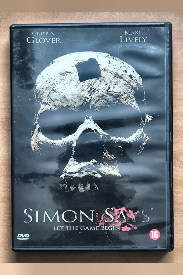 Simon Says – voorkant