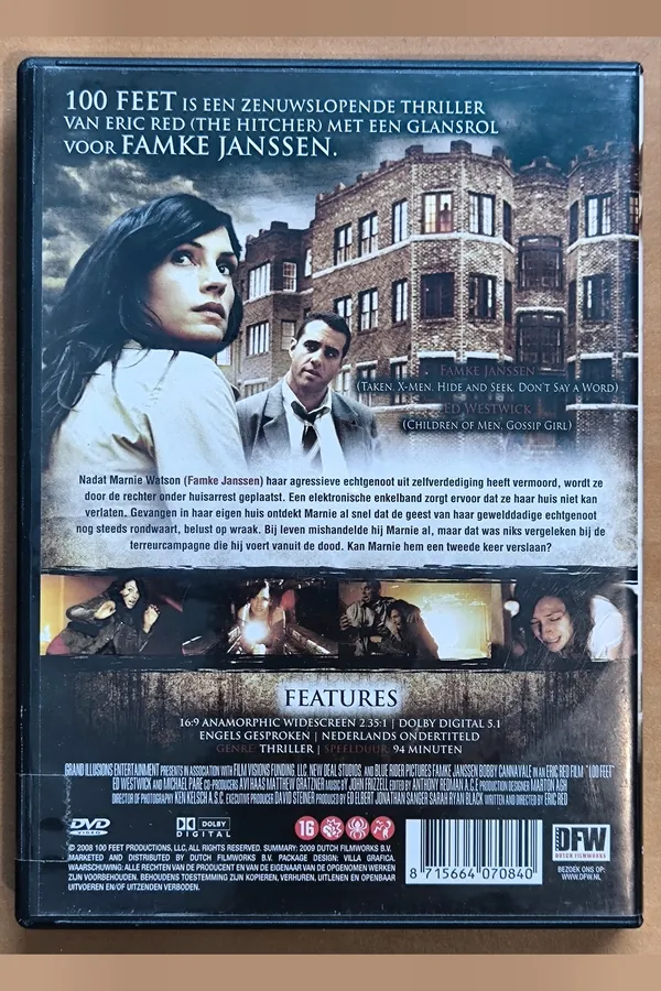 100 Feet – achterkant