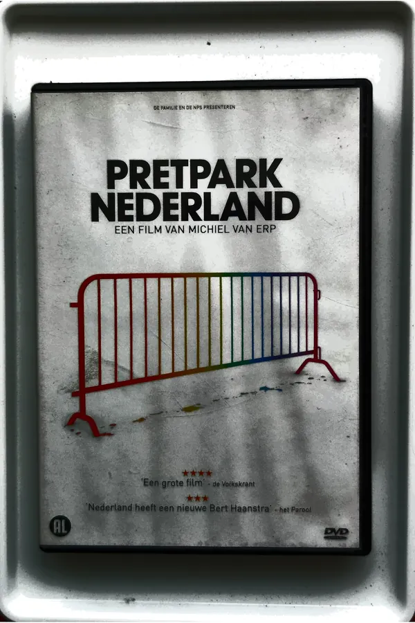 Pretpark Nederland – voorkant